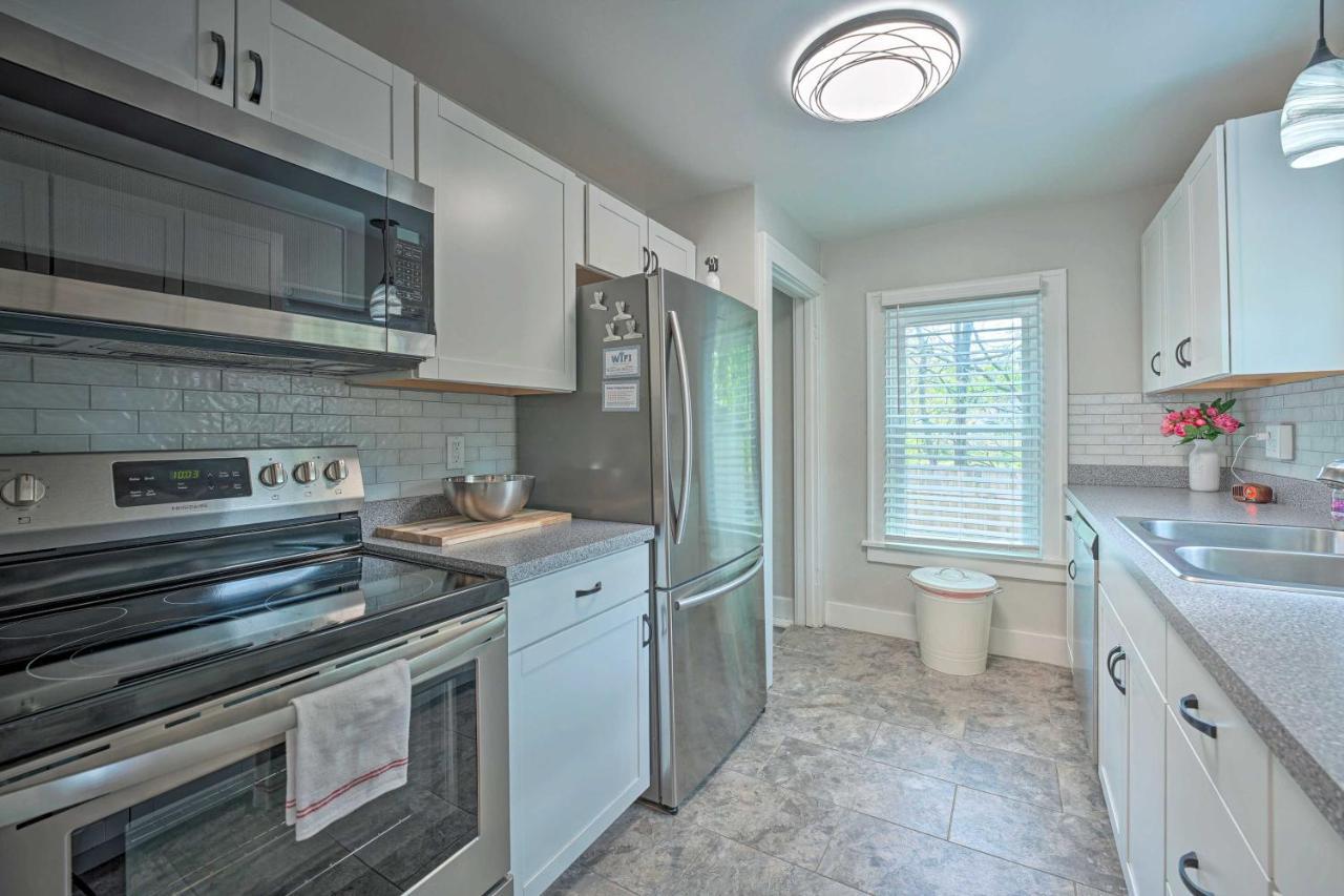 Benton Harbor Gracie Cottage With Hot Tub And Yard! Exteriér fotografie