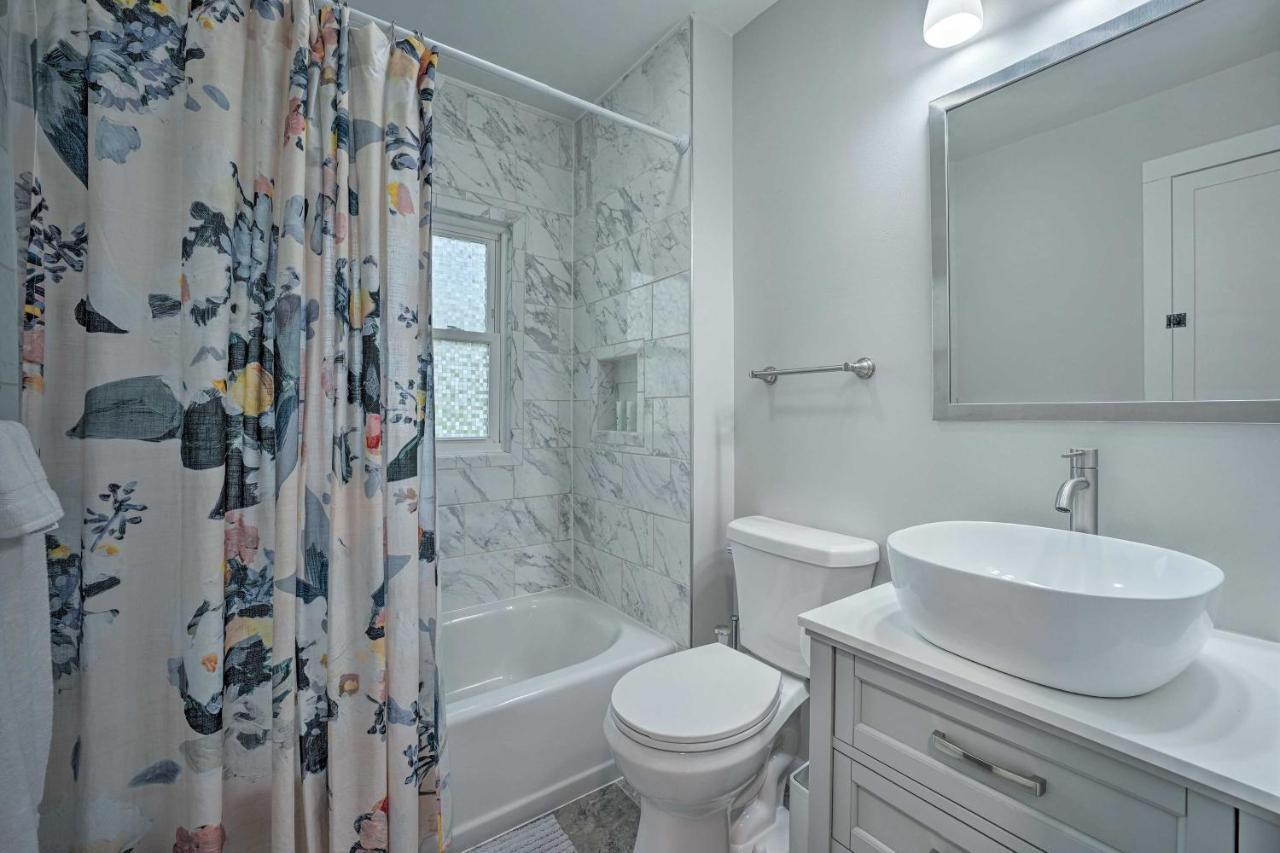 Benton Harbor Gracie Cottage With Hot Tub And Yard! Exteriér fotografie